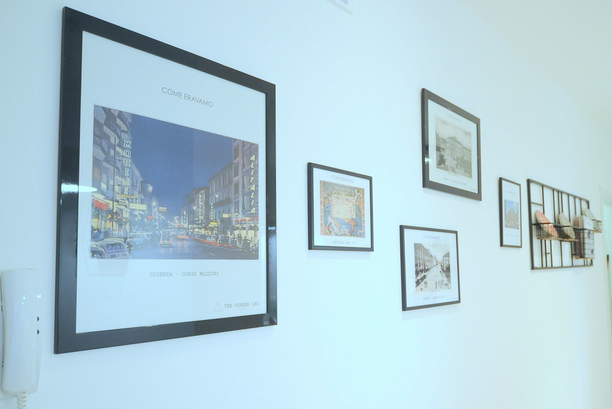 The Corner 180 Suite 코센차 외부 사진